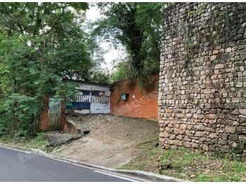 Casa em leilao em Carapicuíba/SP