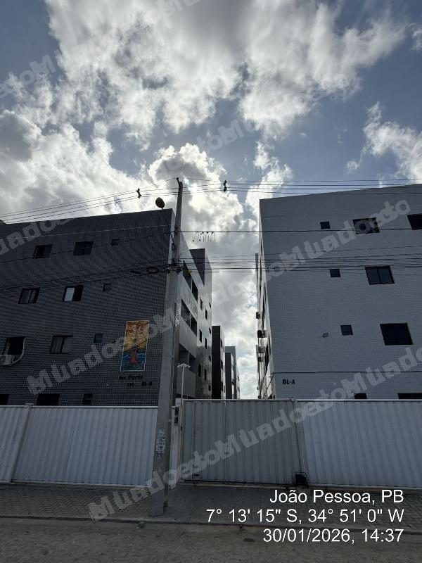 Apartamento em leilao em A/PB
