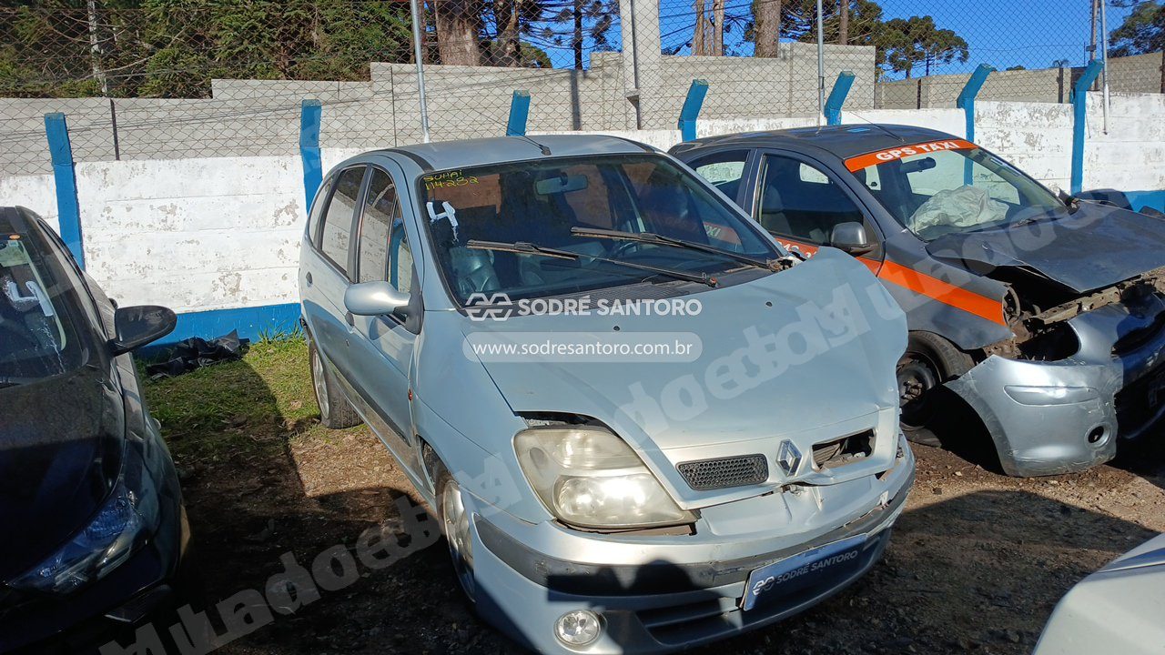 Renault em leilao em São José dos Pinhais/PR