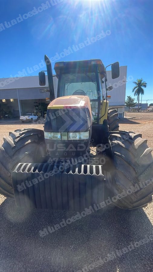 Máquina agrícola 2012 em leilão em Miranda/MS