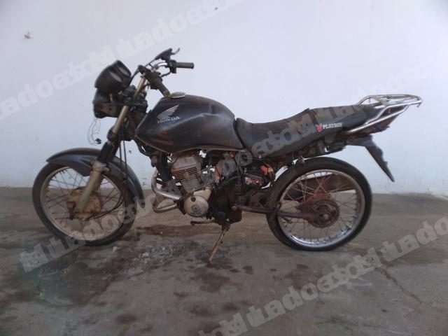 Honda em leilao em Brasil