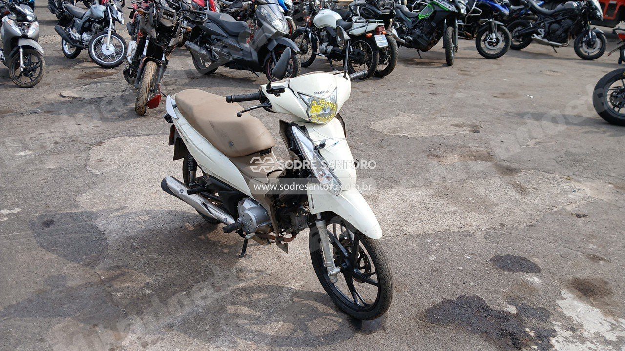 Honda em leilao em Brasil