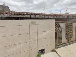 Casa de 102 m2 em leilão em Feira de Santana/BA
