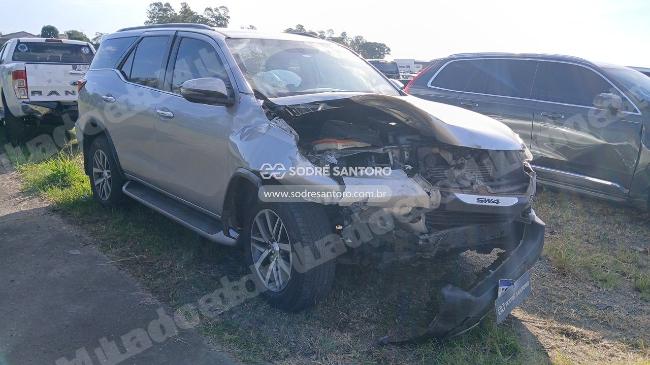 Toyota em leilao em Monte Mor/SP