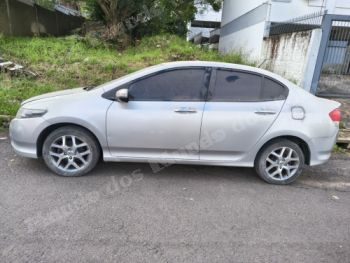 Honda em leilao em Brasil