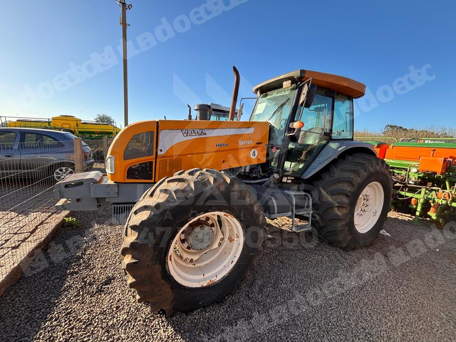 Máquina agrícola 2010 em leilão em Carazinho/RS - Lote 2