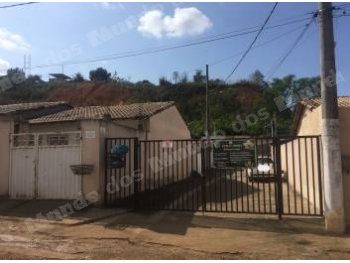 Imovel de 52 m2 em leilao em Belford Roxo/RJ
