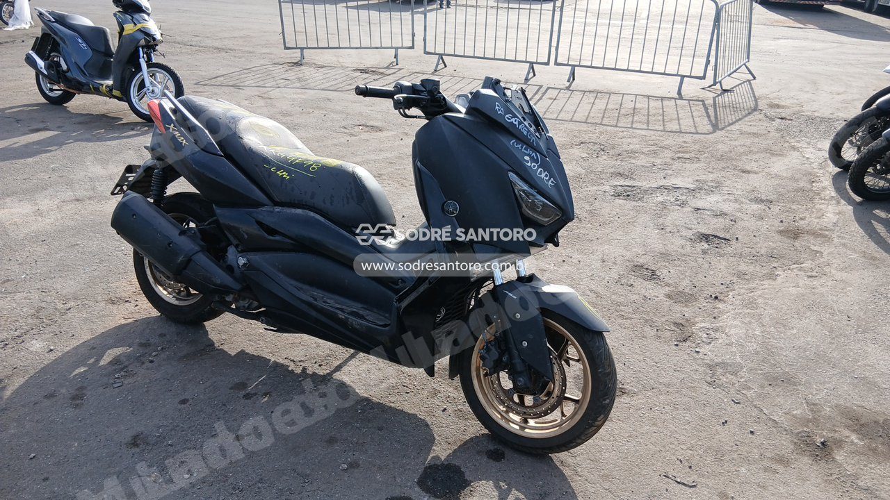 Yamaha Xmax 2021 em leilao em Brasil