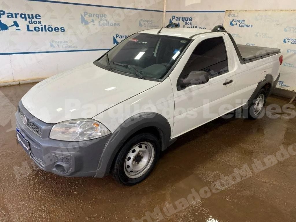 Fiat Strada 2018 em leilao em Brasil