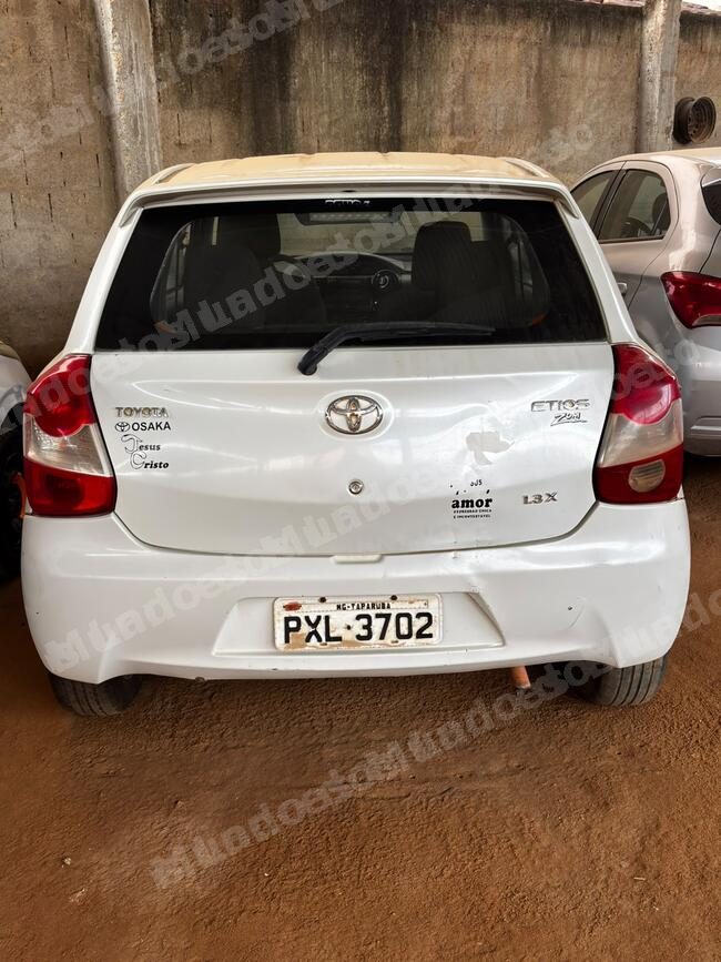 Toyota em leilao em Brasil