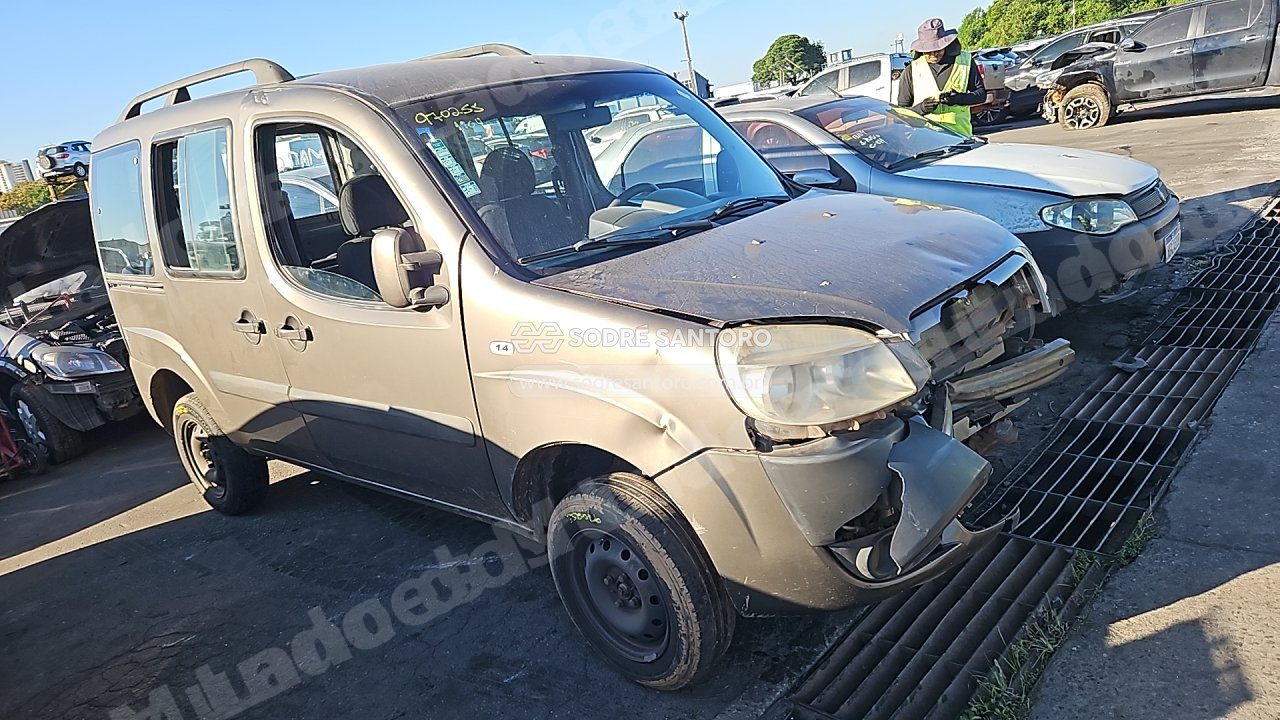 Fiat Doblo Elx 1.4 2011 em leilao em Brasil