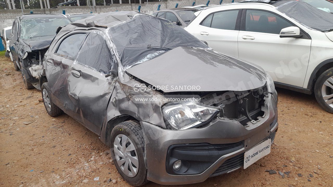 Toyota em leilao em São José dos Pinhais/PR
