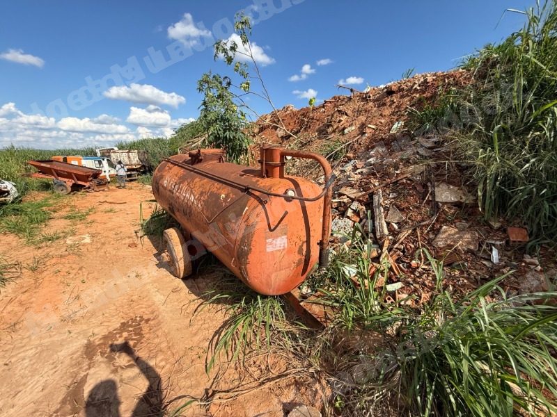 Lote em leilao em Brasil