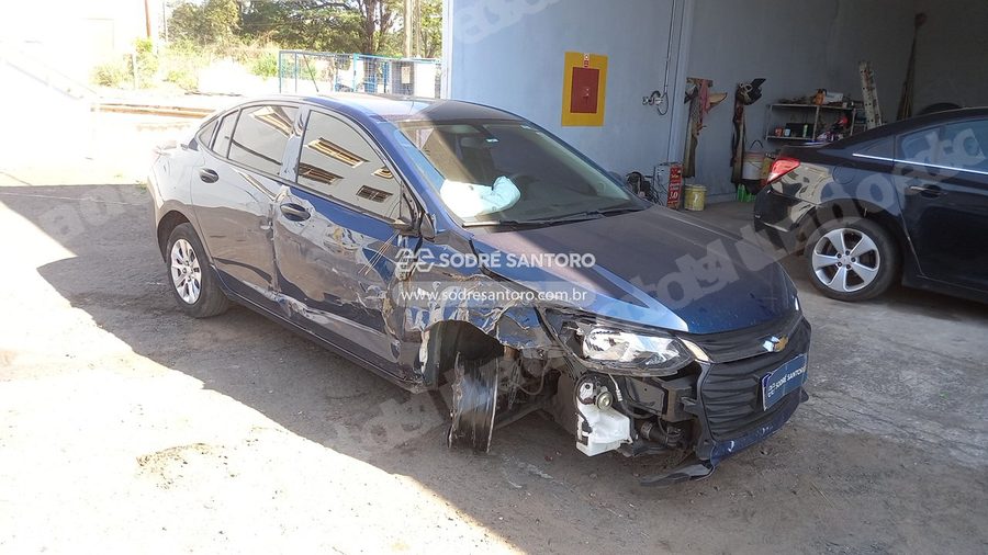 Chevrolet Onix Plus 2023 em leilão em Bauru/SP