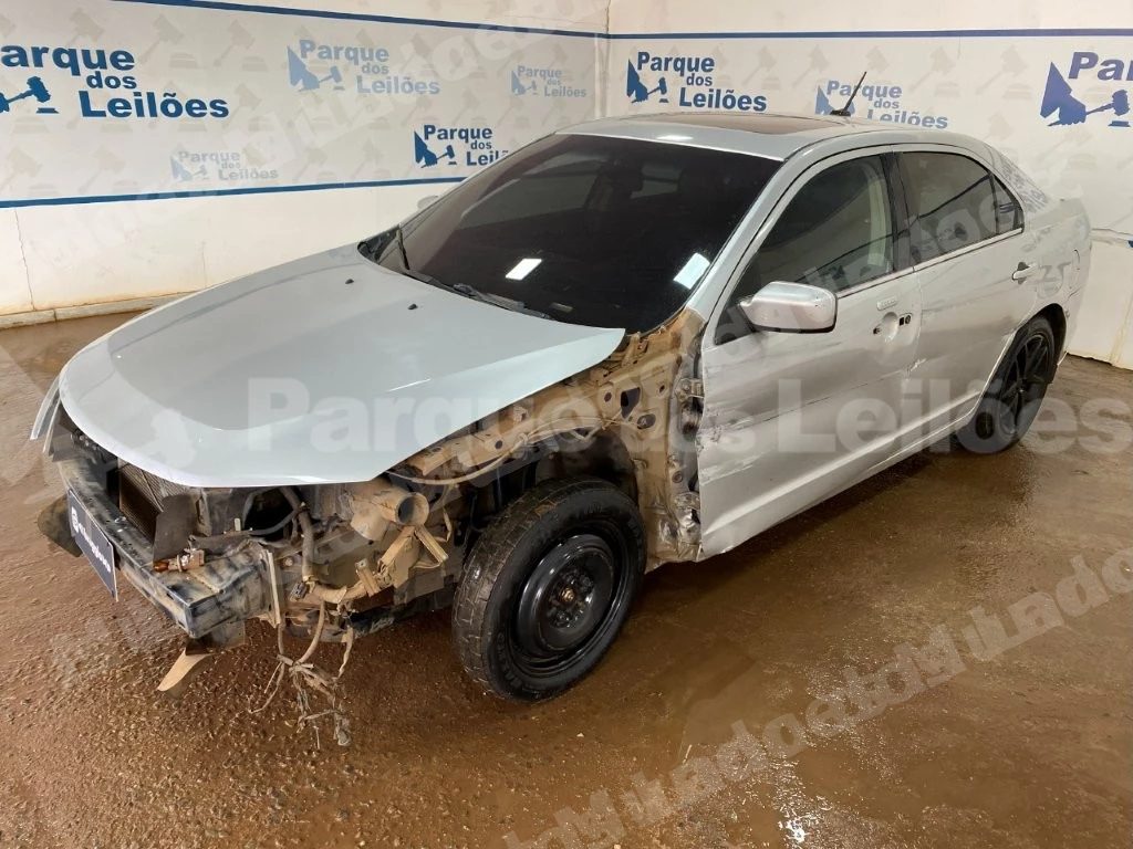 Ford Fusion 2010 em leilao em Brasil