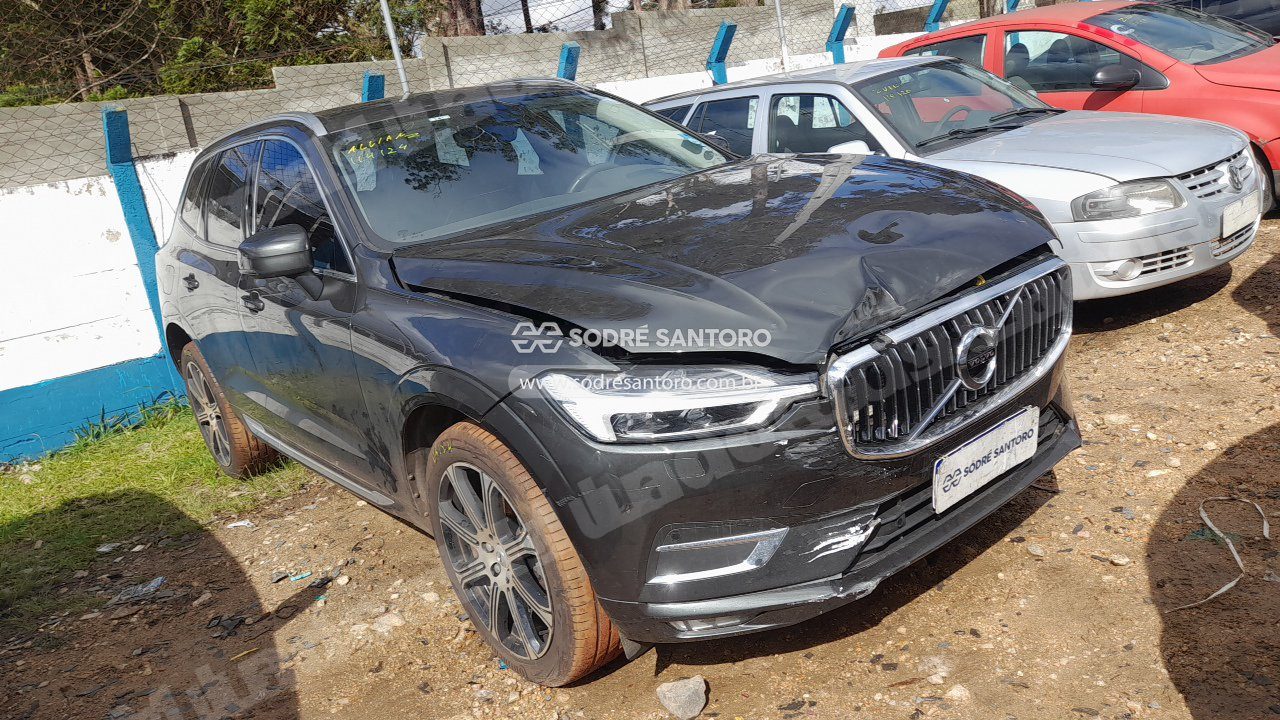Volvo em leilao em São José dos Pinhais/PR