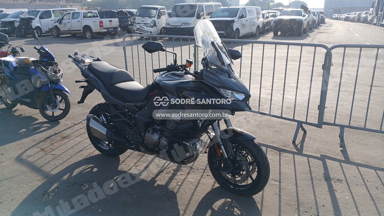 Kawasaki Versys 1000 Gt 2024 em leilão em Brasil