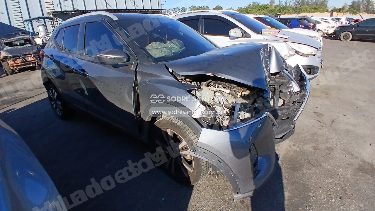 Nissan Kicks Sense Cvt 2024 em leilao em Brasil