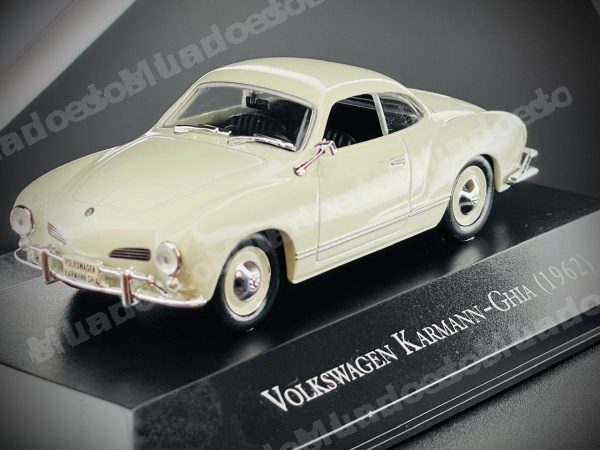 Volkswagen Karmann-Ghia 1962 em leilão em Petrópolis/RJ