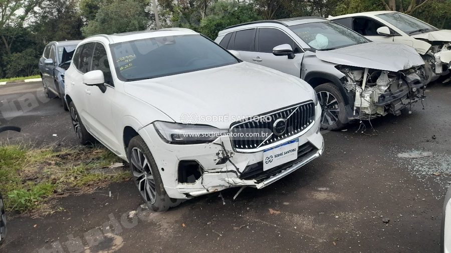 Volvo Xc60 T8 Ultimate 2023 em leilão em Monte Mor/SP