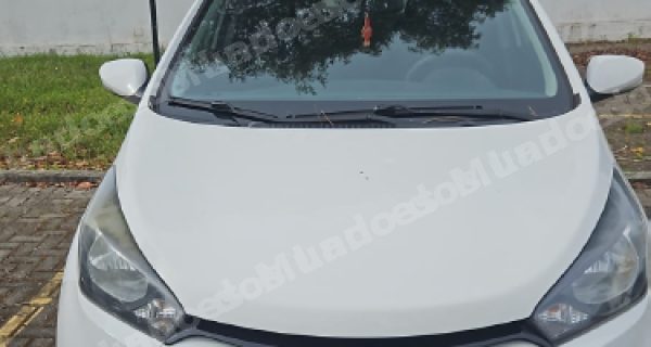 Hyundai em leilao em Cor Branca Matinhos/PR