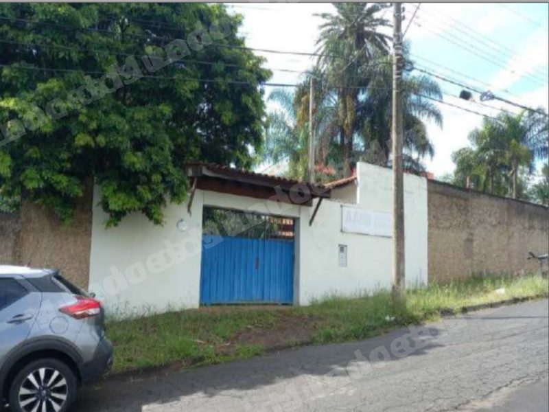 Terreno em leilao em Aabb Araras/SP