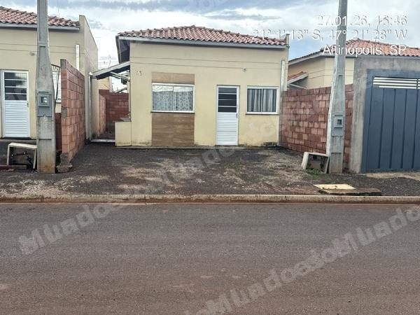 Casa em leilao em Altinopolis/SP