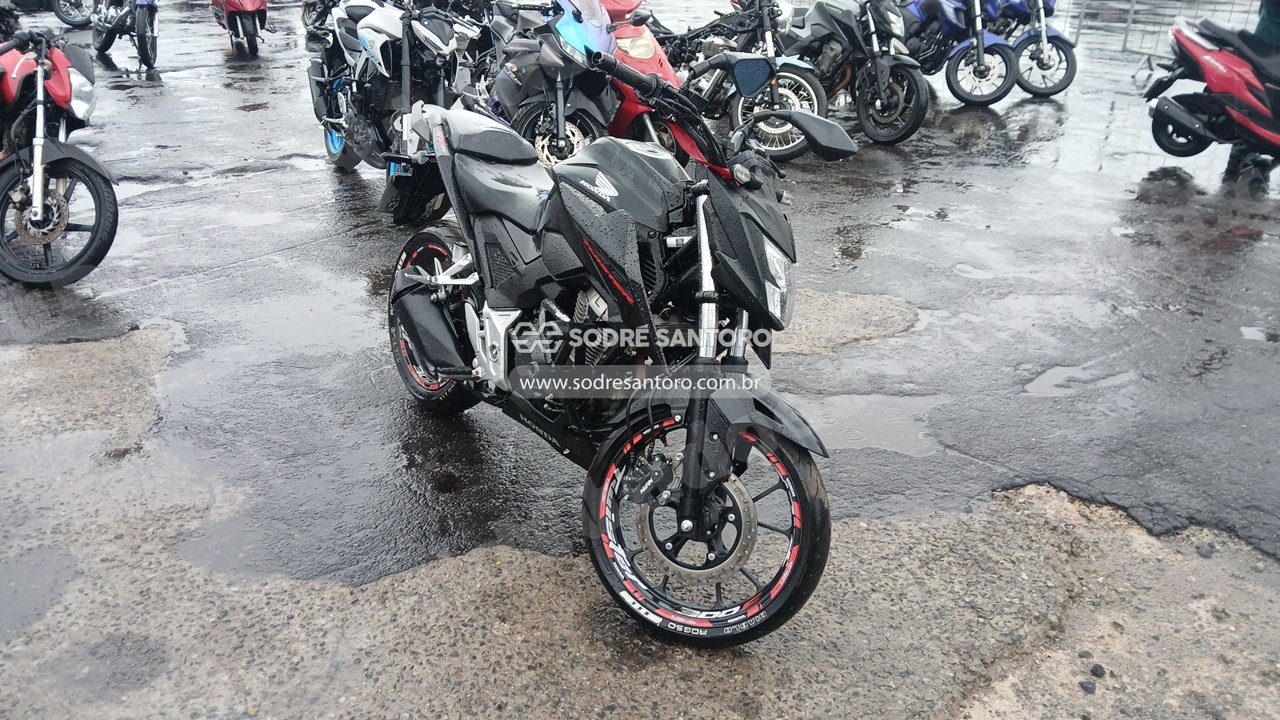 Honda Cb 300F Twister Cbs 2026 em leilão em Brasil