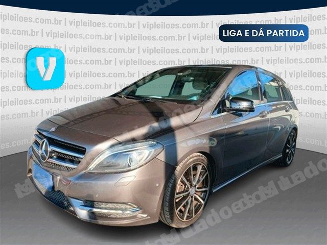 Mercedes 2012 em leilao em Brasil