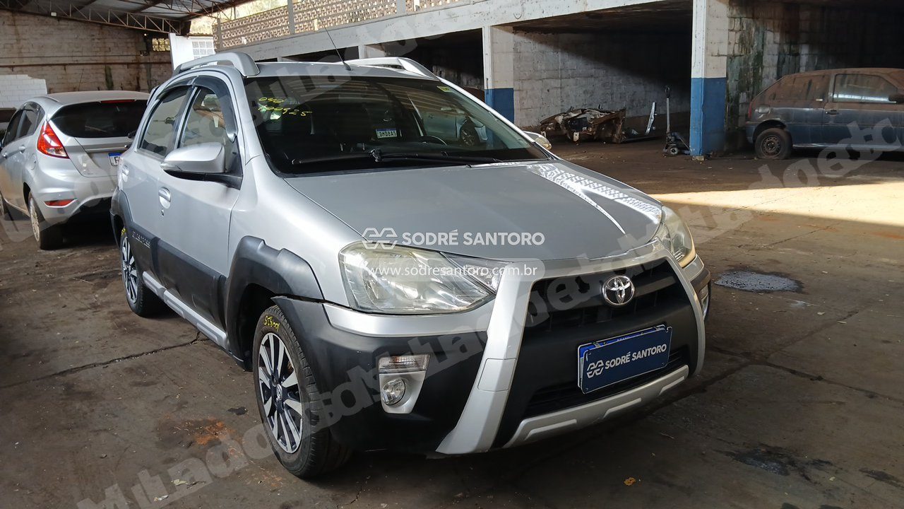 Toyota Etios Hb Cross 2016 em leilao em Ribeirão Preto/SP