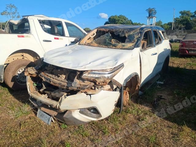 Toyota 2018 em leilao em Brasil