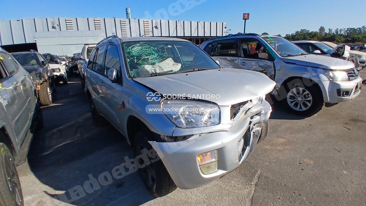 Toyota Rav4 2002 em leilão em Brasil