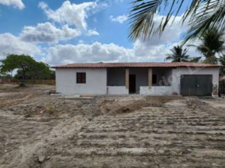 Casa em leilao em Nova/CE