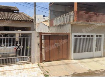 Imóvel de 126 m2 em leilão em Lins/SP