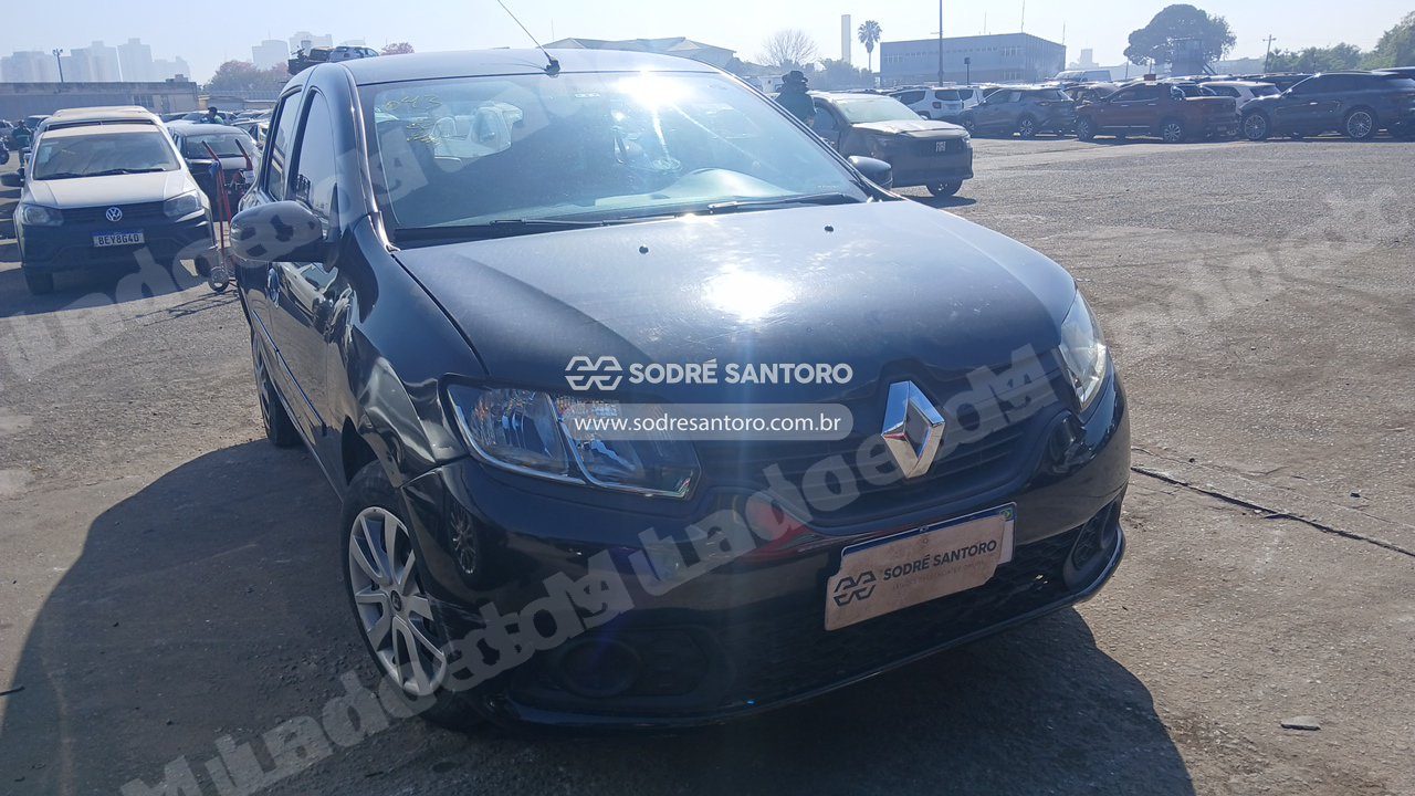 Renault em leilao em Brasil