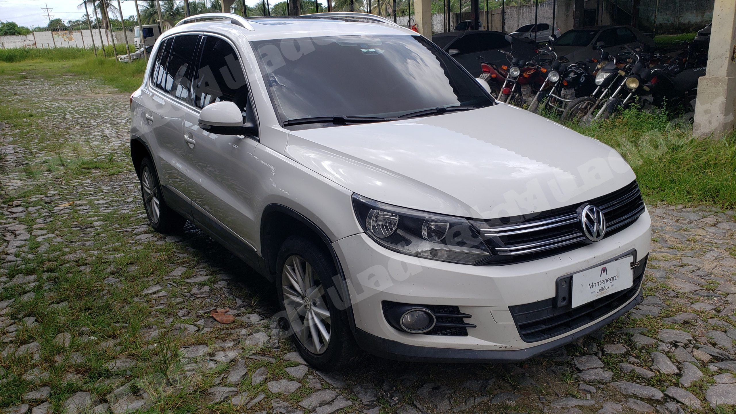 Vw Tiguan 2013 em leilao em Brasil