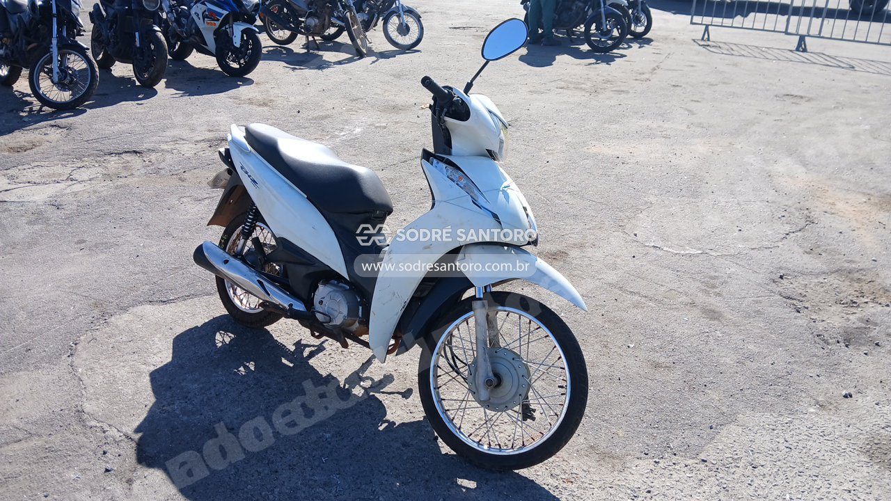 Honda em leilao em Brasil