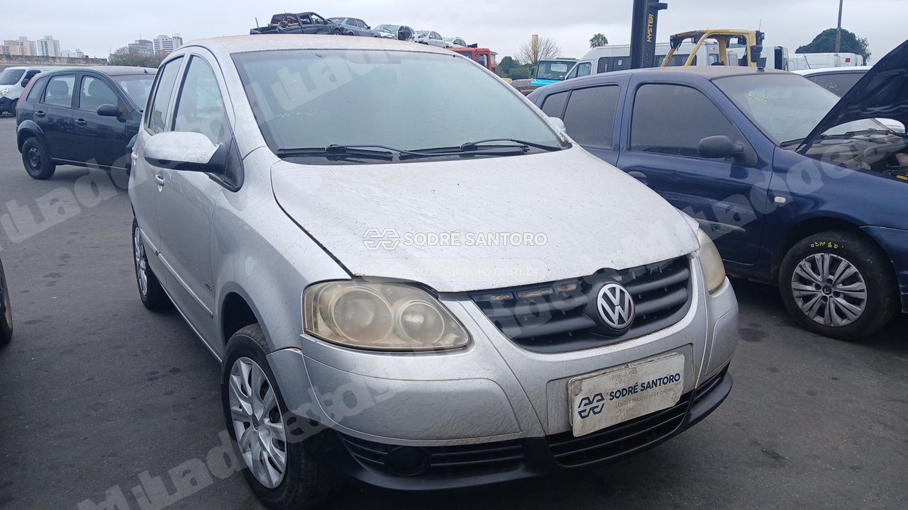 Volkswagen Fox 1.6 Plus 2009 em leilão em Brasil
