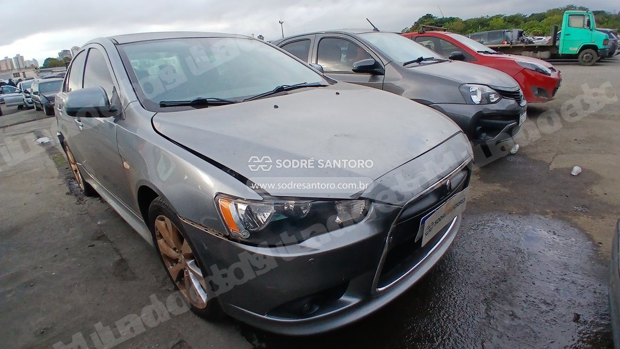 Mitsubishi em leilao em Brasil