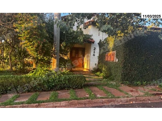 Casa em leilao em Pardo/SP