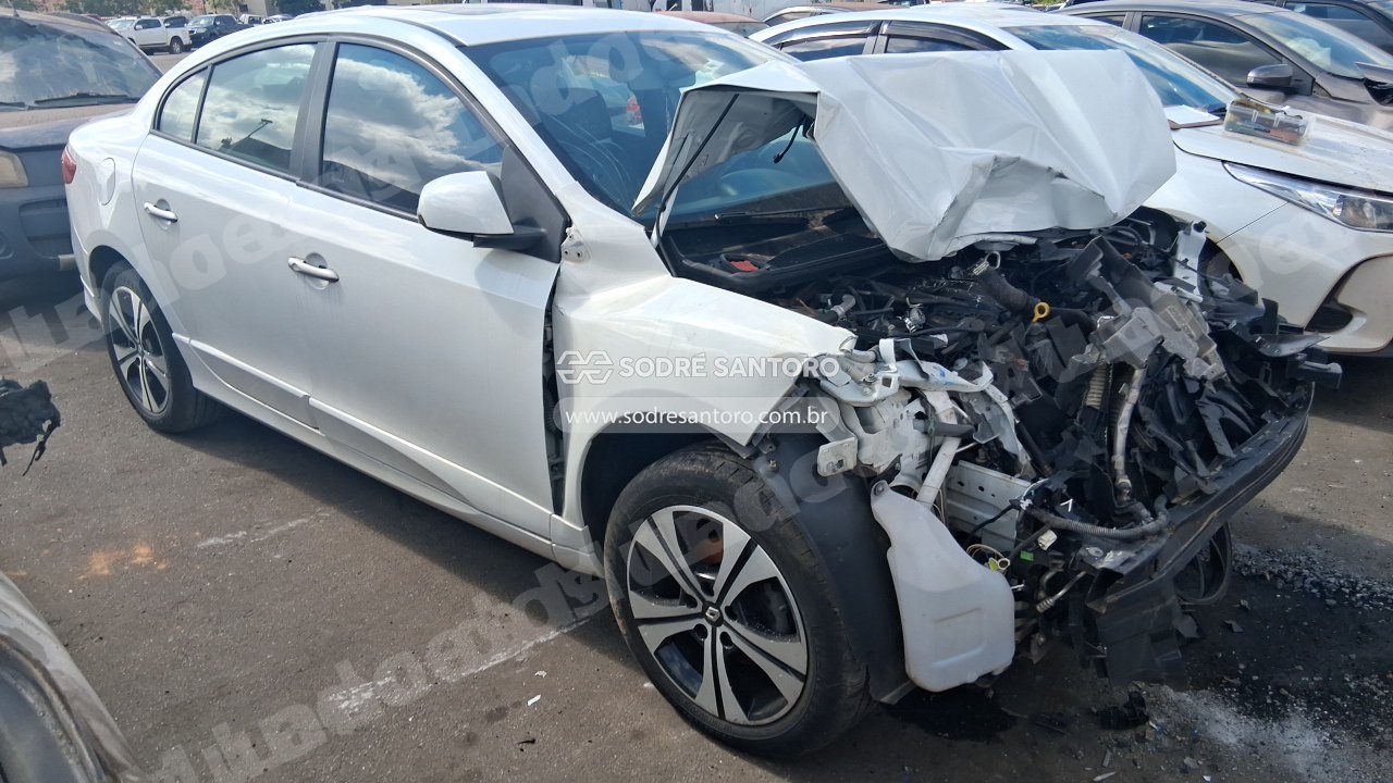 Renault em leilao em Brasil