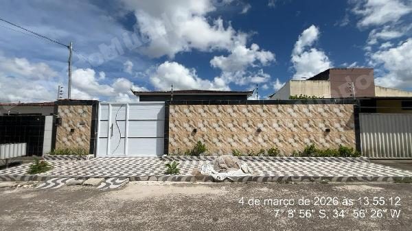 Casa em leilao em X/PB