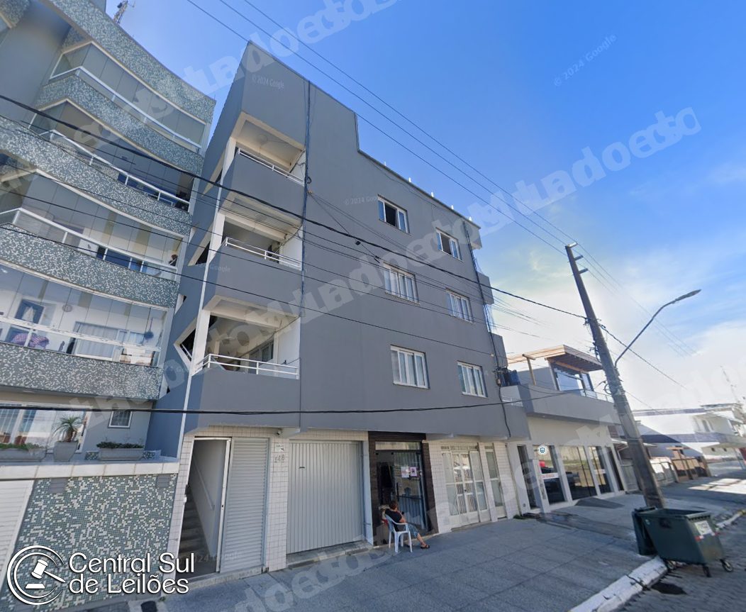 Apartamento de 47 m2 em leilao em Balneário Arroio do Silva/SC