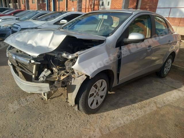 Fiat 2015 em leilão em Brasil