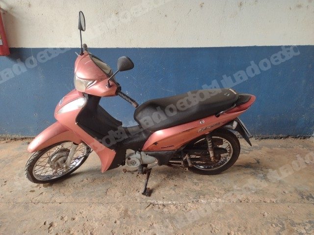 Honda em leilao em Brasil