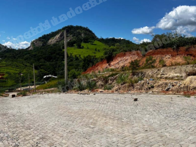 Casa de 374 m2 em leilão em Itapemirim/ES
