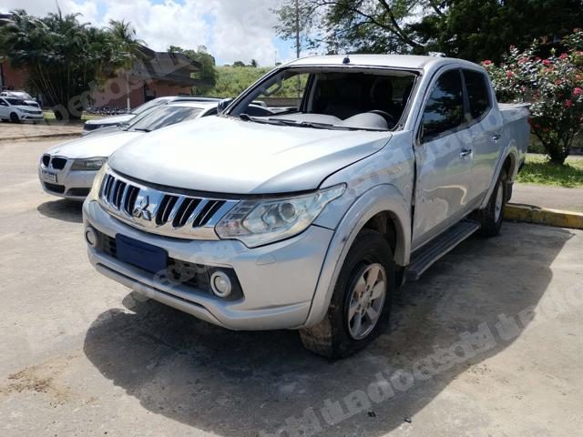 Carro 2017 em leilão em Brasil