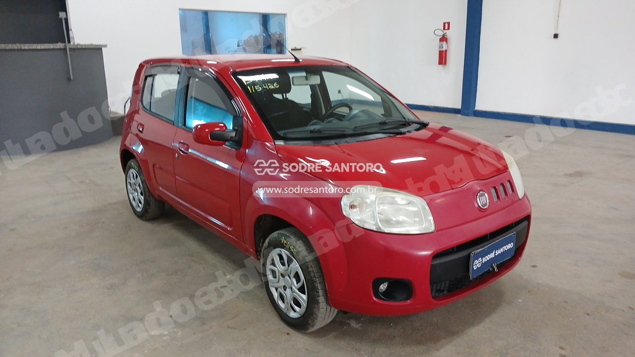 Fiat Uno Economy 2013 em leilao em São José dos Pinhais/PR