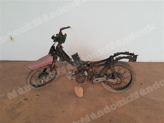 Yamaha 2003 em leilao em Brasil