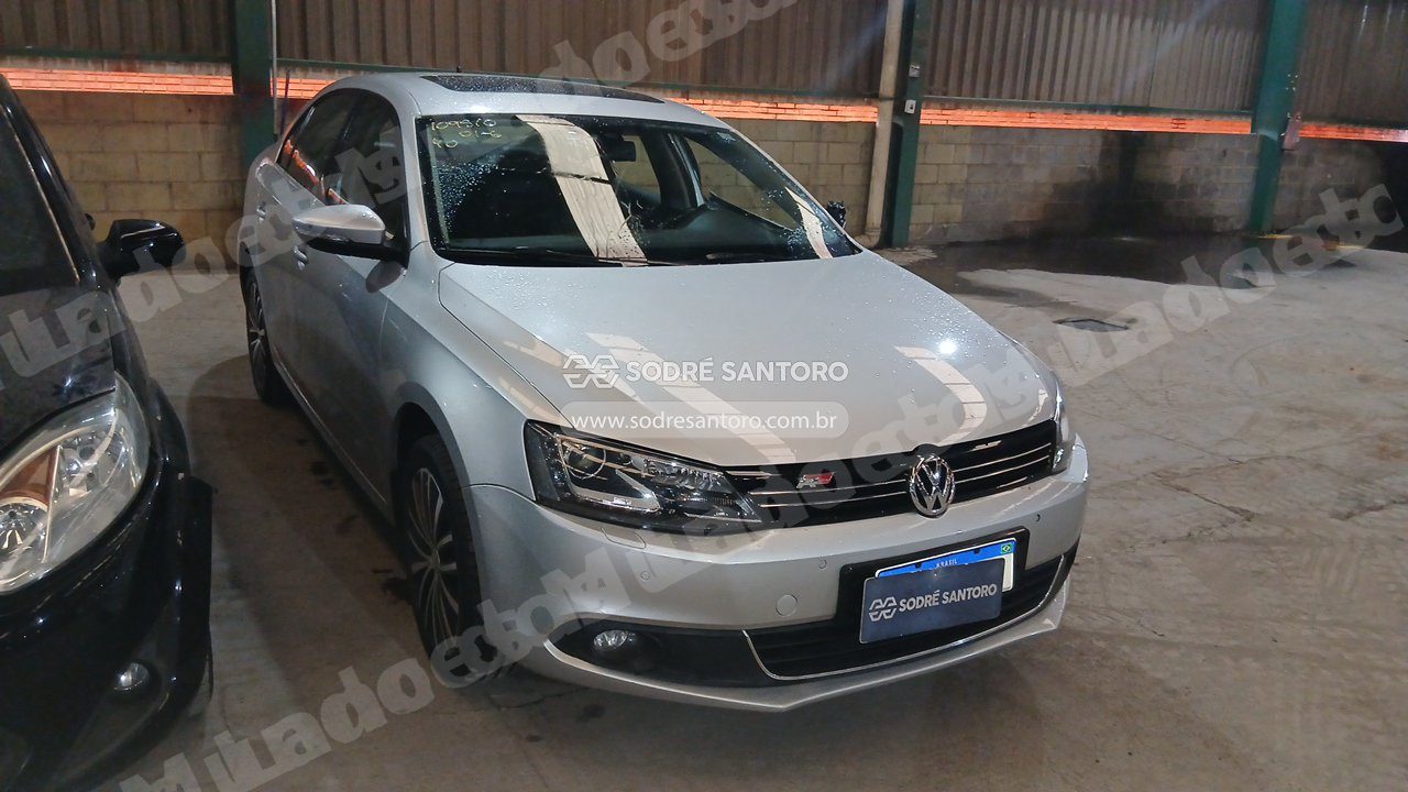 Volkswagen Jetta 2.0T 2014 em leilão em Limeira/SP